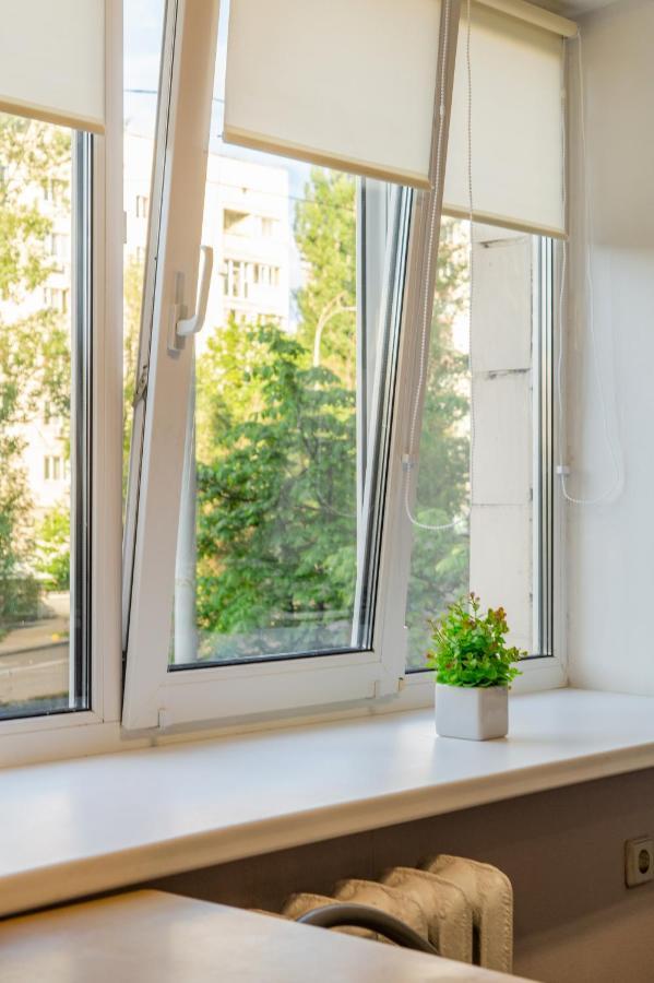 Бульвар Леси Украинки 10 Kiew Exterior foto